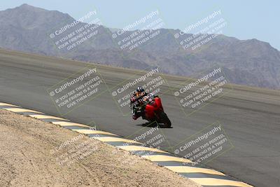 media/Apr-10-2022-SoCal Trackdays (Sun) [[f104b12566]]/Bowl (11am)/